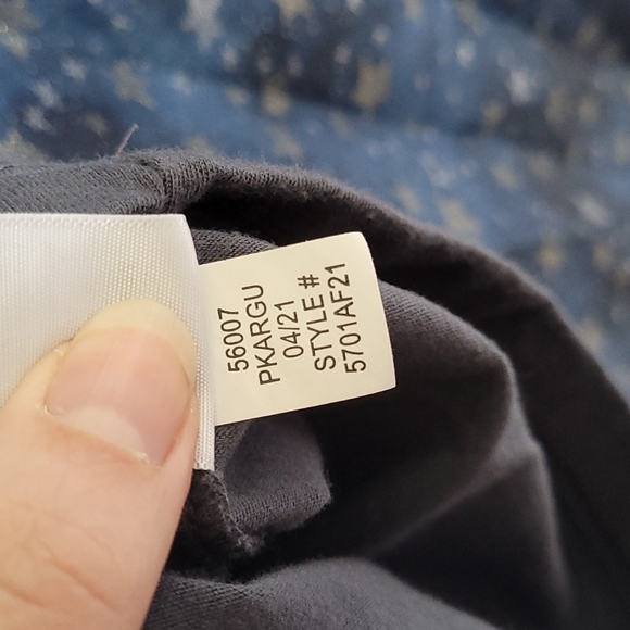 🍂3/$10 Free State Grey Tee w/ Flocked Rose T-Shirt - Size Small - Aero - Picture 10 of 10